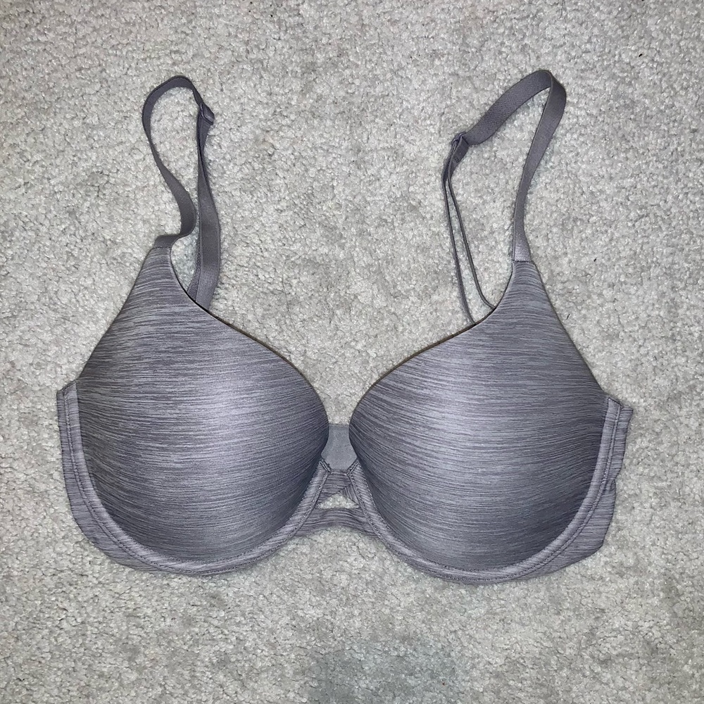 Victoria’s Secret perfect shape bra 32DDD